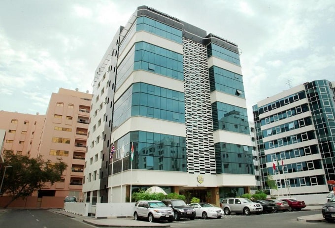 ورسیلز بای ویراس دبی